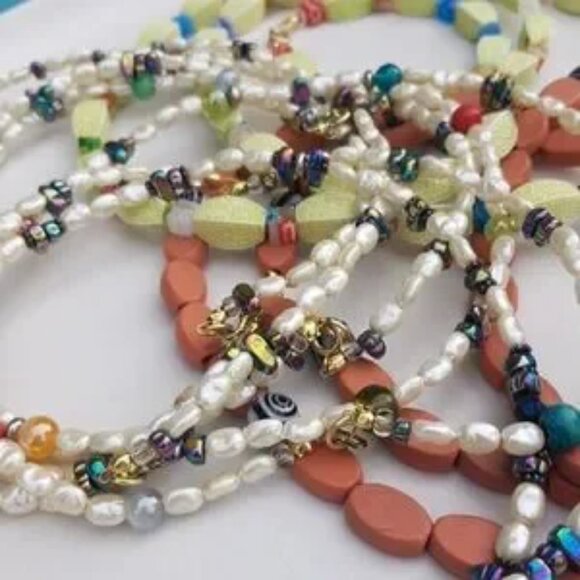 Patch & Roam choker terracotta vintage flat wooden beads & glass swirl beads - Picture 5 of 5